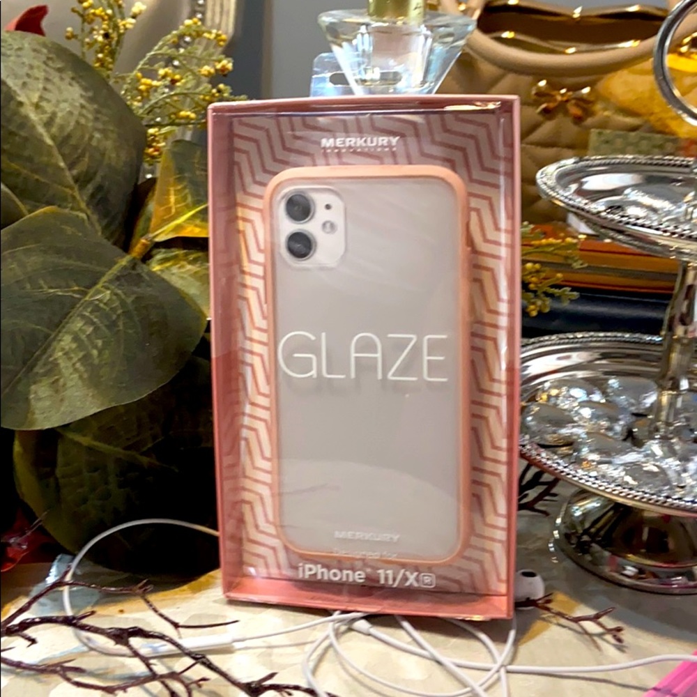 Nude IPhone 11/XR phone case